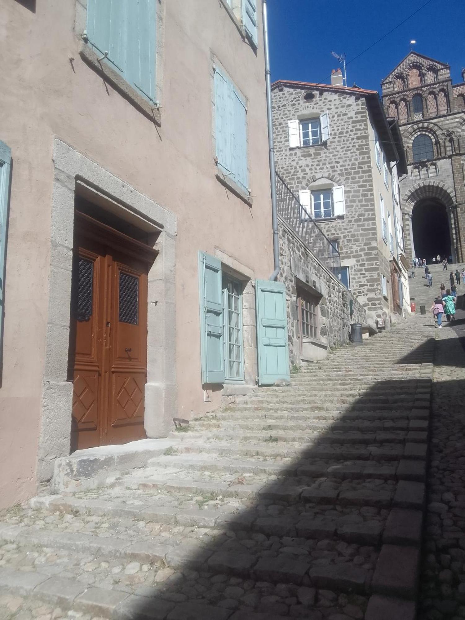 Apartament Le Relax Max Le Puy-en-Velay Zewnętrze zdjęcie